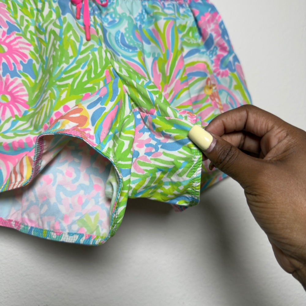 Lilly Pulitzer Women Run Around Shorts Medium Multi Lovers Coral Floral Preppy - Picture 8 of 9